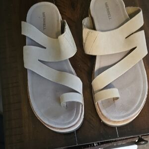 Merrell Light Tan Strappy Sandals Sz 9